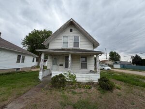 Illinois 2 Bed 1.5 Bath $1,500 down $875/month $69,000 PITI